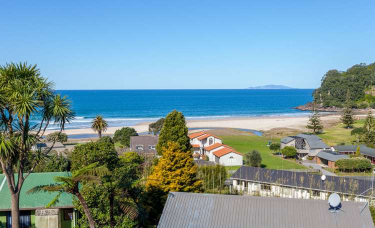 135 Bambury Place Onemana_6