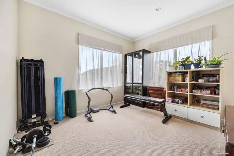 56 Saint Andrews Road Epsom_10