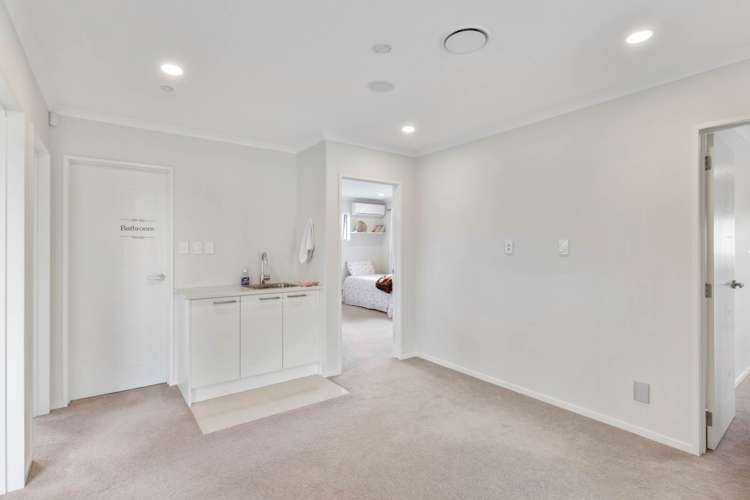 19 Quattro Avenue Flat Bush_16
