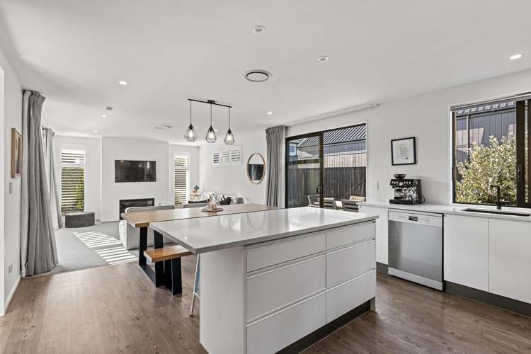 15 Luxembourg Crescent Halswell_8