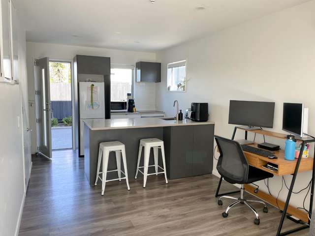 4/51 Hills Road Edgeware_1