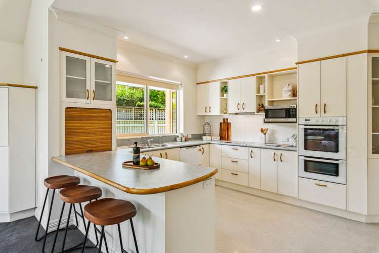 2b Maple Lane Waikanae_1