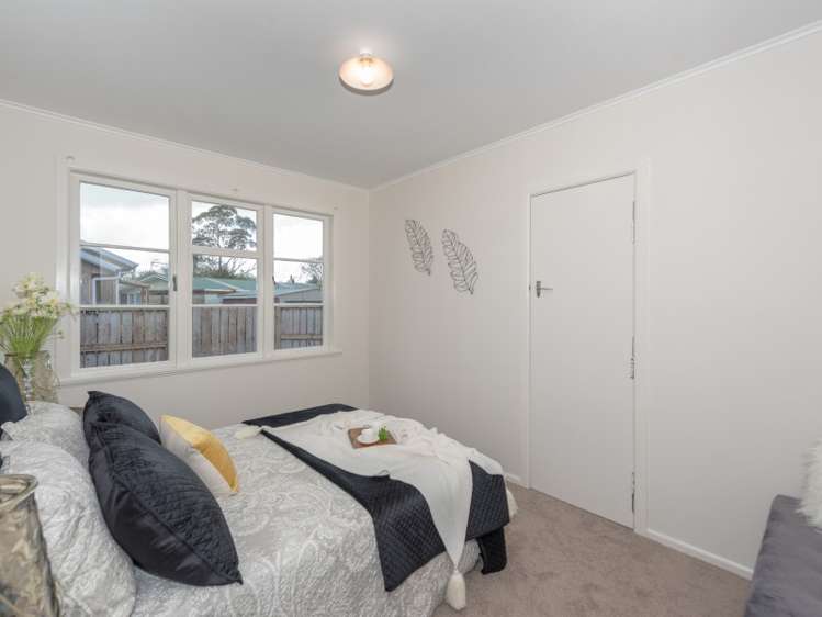 29 Barrie Crescent Silverdale_4