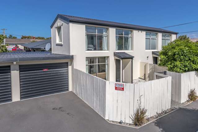 2/347 Armagh Street Linwood_1