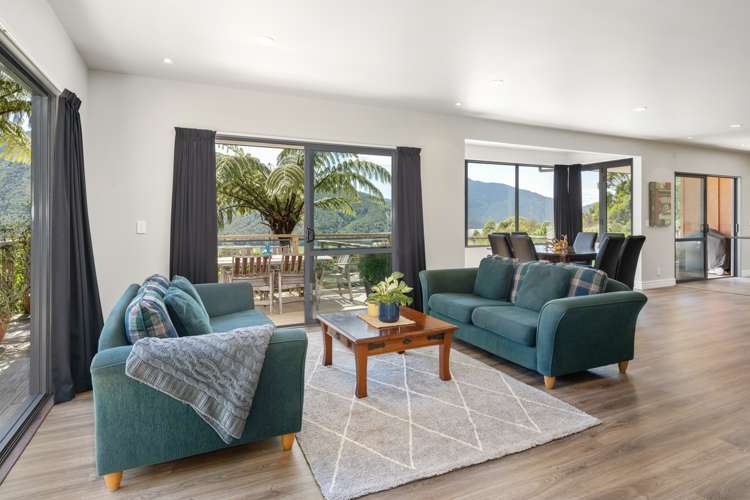 63 Tepuia Heights Havelock_12