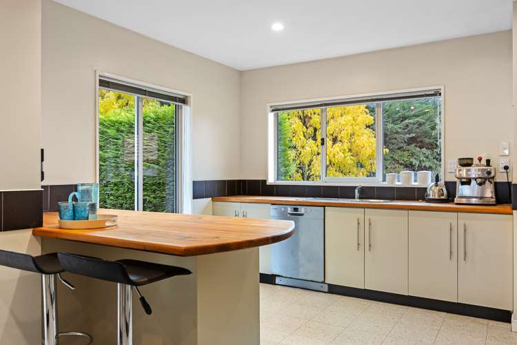 1727 Thongcaster Road Oxford_13