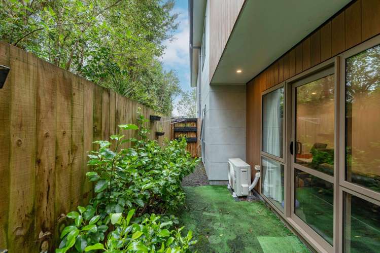 10C Gazeley Avenue Silverdale_12