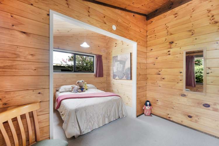 18 Selbourne Avenue Richmond_13