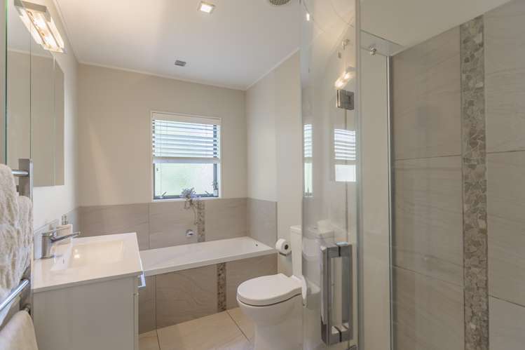 82 Marine Parade Paraparaumu Beach_19