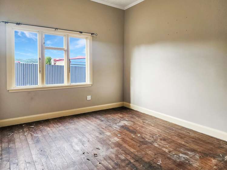 15 Wamphray Street Nightcaps_13