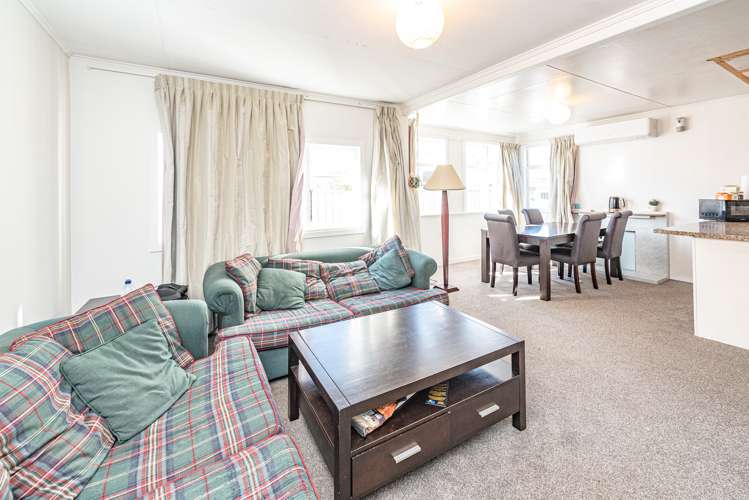 8 Wakefield Street Wanganui East_13