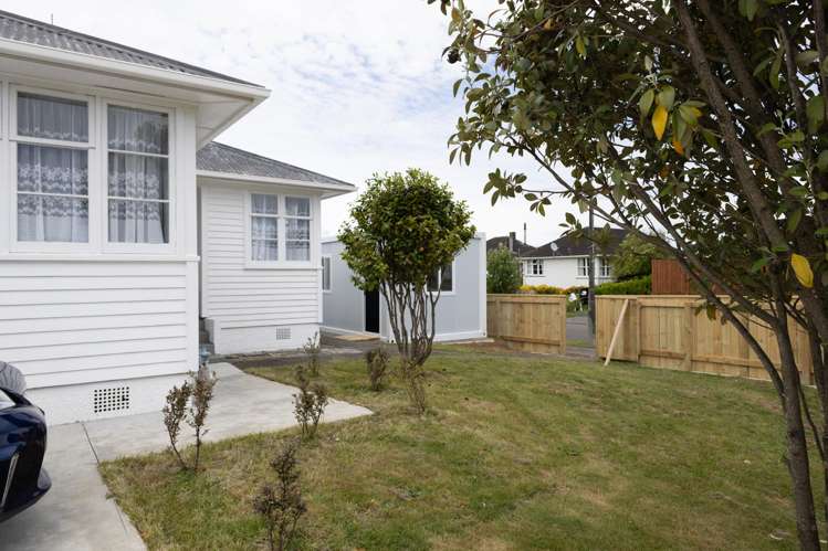 24 Clyde Crescent Roslyn_21