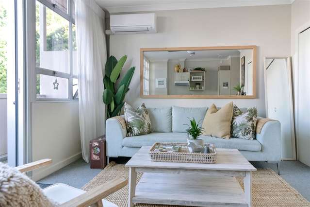 1j/3 Shakespeare Road Napier South_3