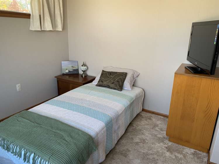 19 Calder Street Owaka_8