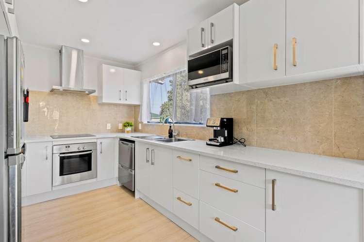 2/30 Eugenia Rise Totara Heights_7