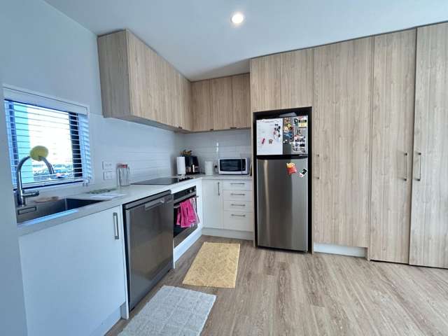2/50 Plunket Street 10222_1