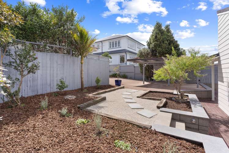 16 Maungarei Road_4