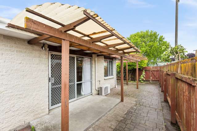 2/24 Oxford Street Taradale_2