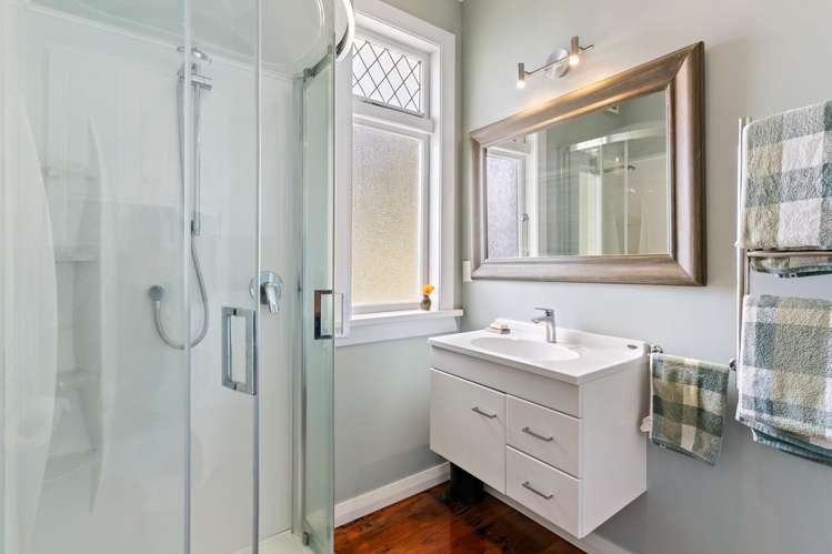 39 Nottingham Street Karori_14