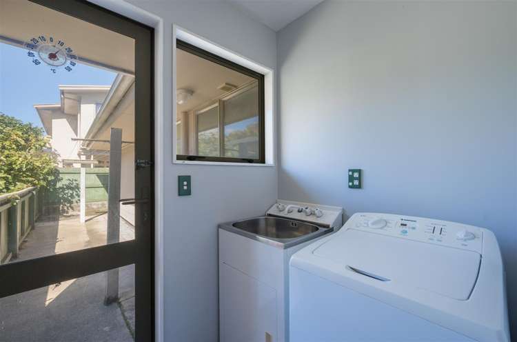 1 Barnaby Way The Wood_10