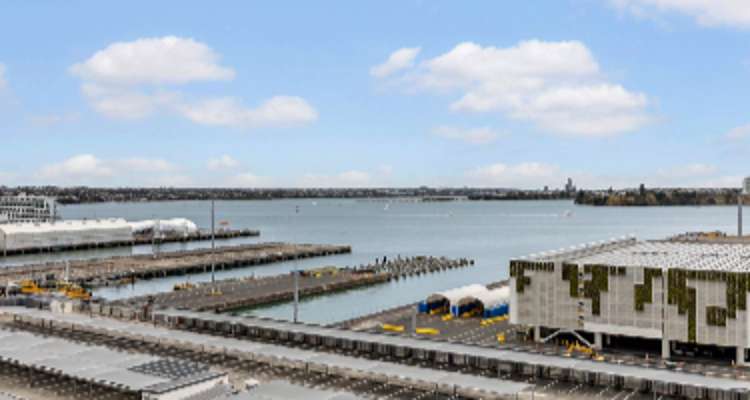 1205/18 Beach Road_0