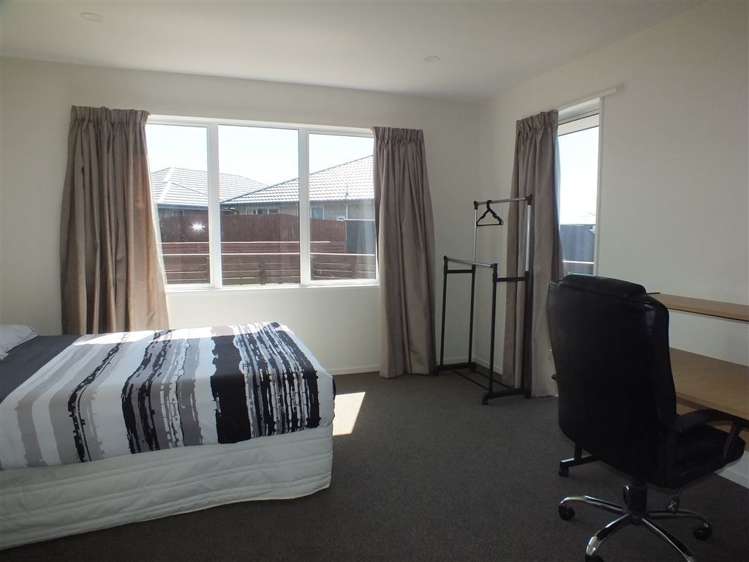 32 Contrail Street Wigram_5