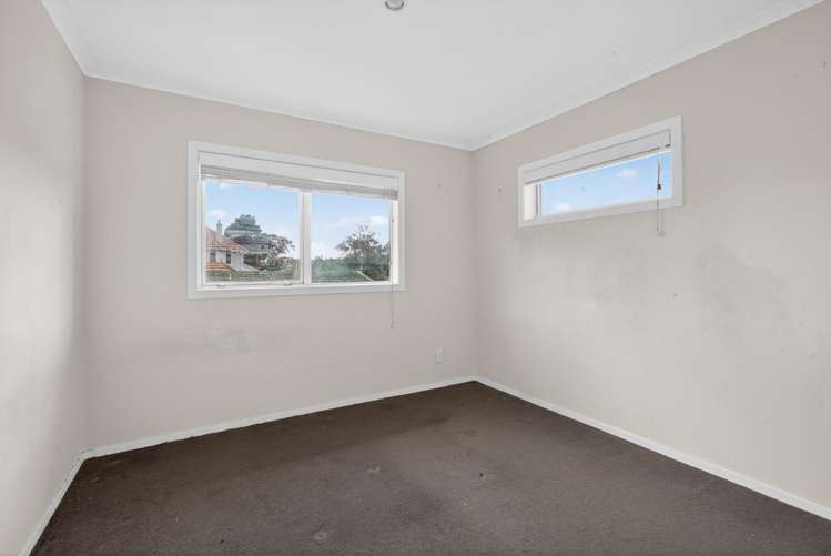 8 Davies Street Tawa_21