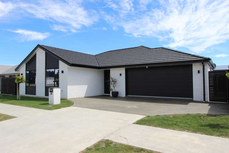 30 Catalina Crescent Burleigh_25