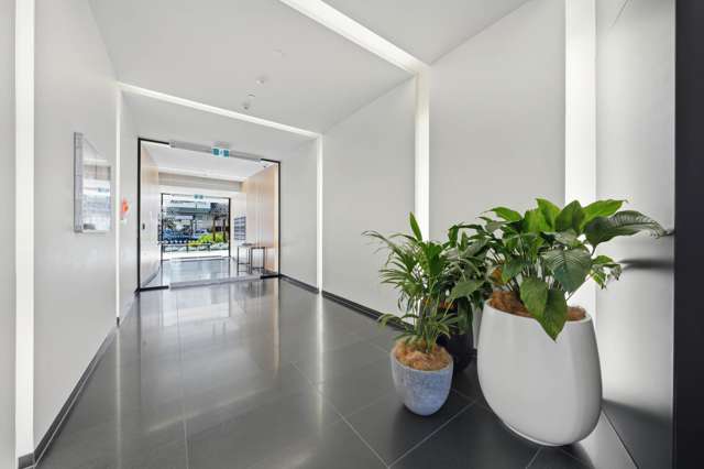 701/223B Green Lane West Epsom_3