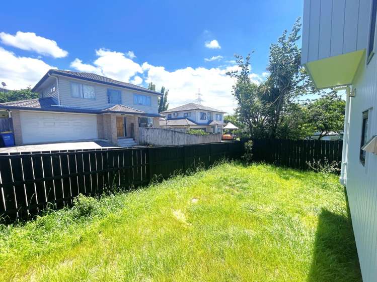B/54 Royal View Road Te Atatu South_10