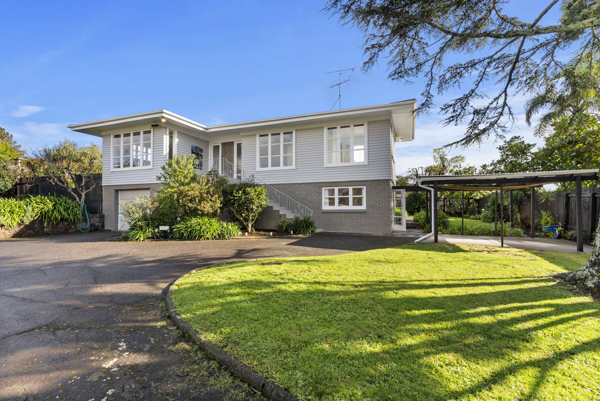 214 Pakuranga Road Pakuranga Heights_0