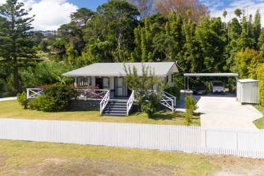 12B Waihuka Road_1