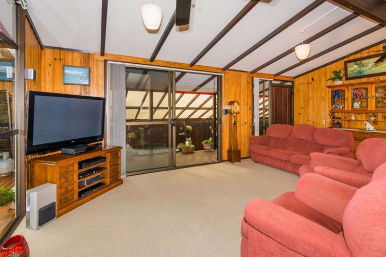 23 Rambler Crescent Beach Haven_5