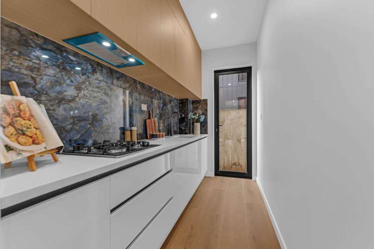 12 Tamure Road Flat Bush_17