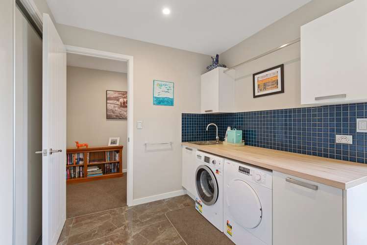 24 Landsborough Drive Darfield_17