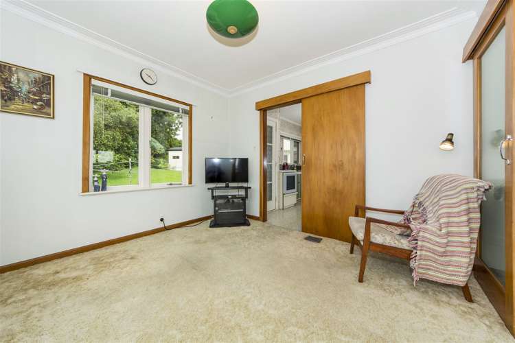 5 Wakeling Avenue Te Atatu South_11