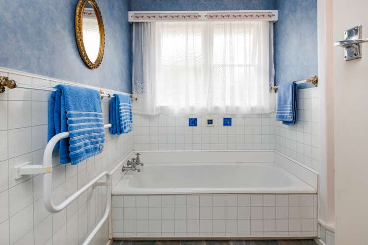 4 Duna Place Takaro_16