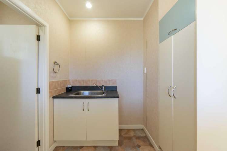 52 Enderley Avenue Enderley_17