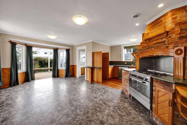 58 Collins Street Hawera_12