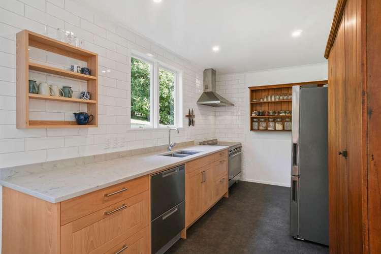 14 Daffodil Street Titirangi_7