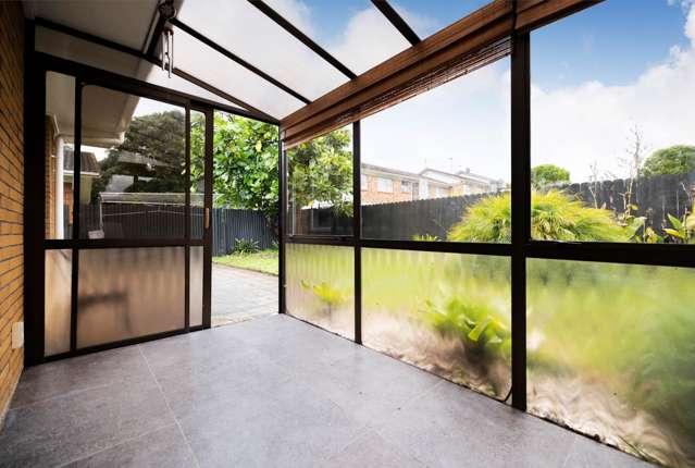 4/16 Campbell Road Royal Oak_1