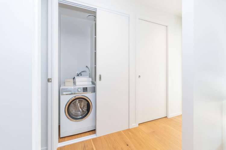 2/11 Spring Street Onehunga_18