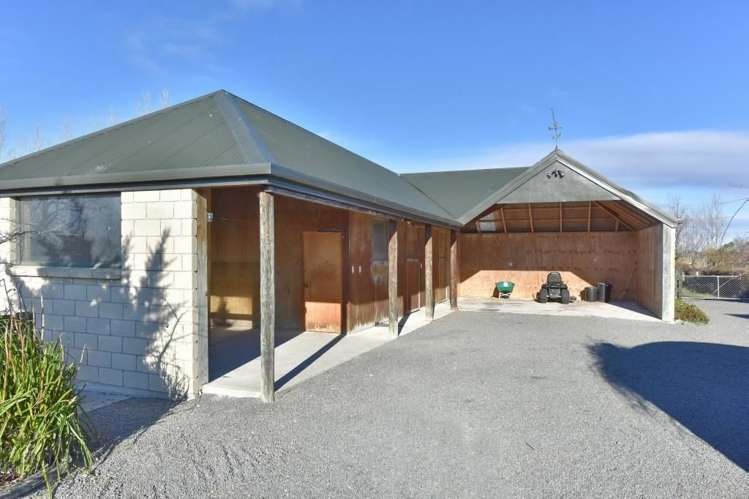 103 Bruces Road Sefton_22