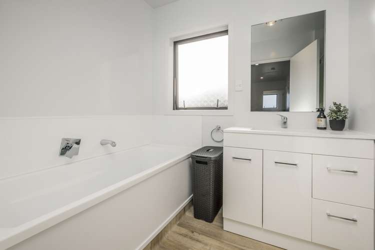 108 Palmers Road Clendon Park_9