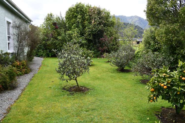 8 Gladstone Street Westport_17