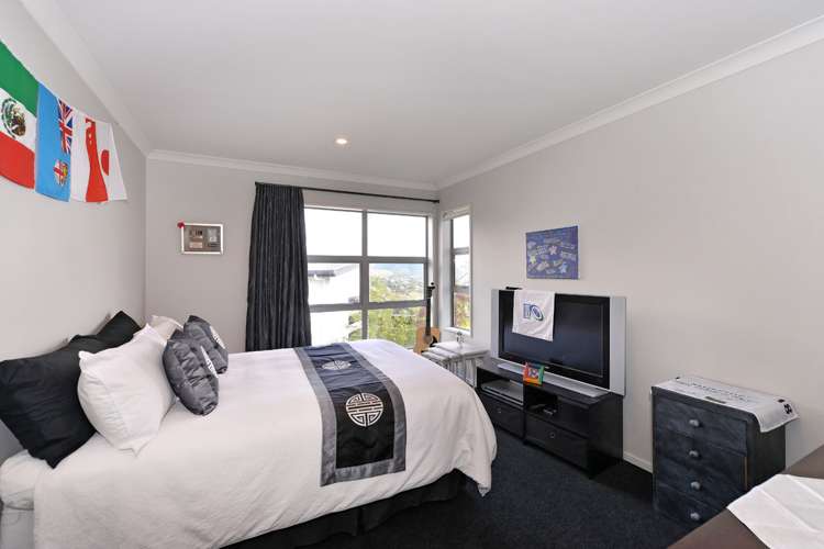 372 Princes Drive Britannia Heights_22