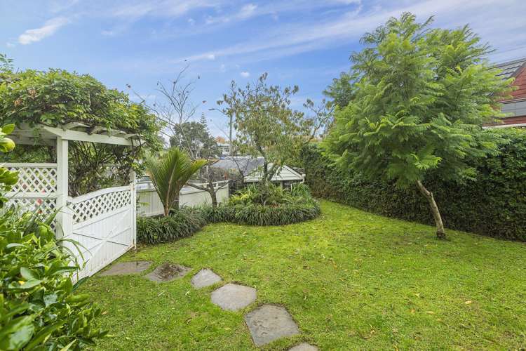 66 Peary Road Mount Eden_2