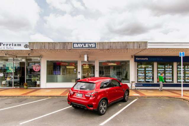 Rare Retail Opportunity in Mairangi Bay