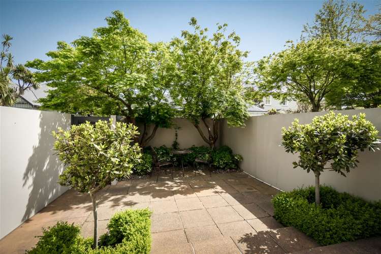 4/18 Rastrick Street Merivale_13