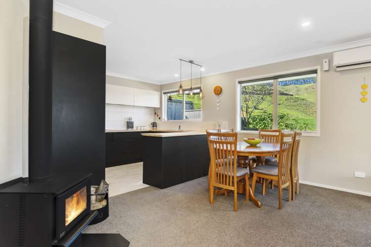 240 Ballintoy Park Drive Welcome Bay_5